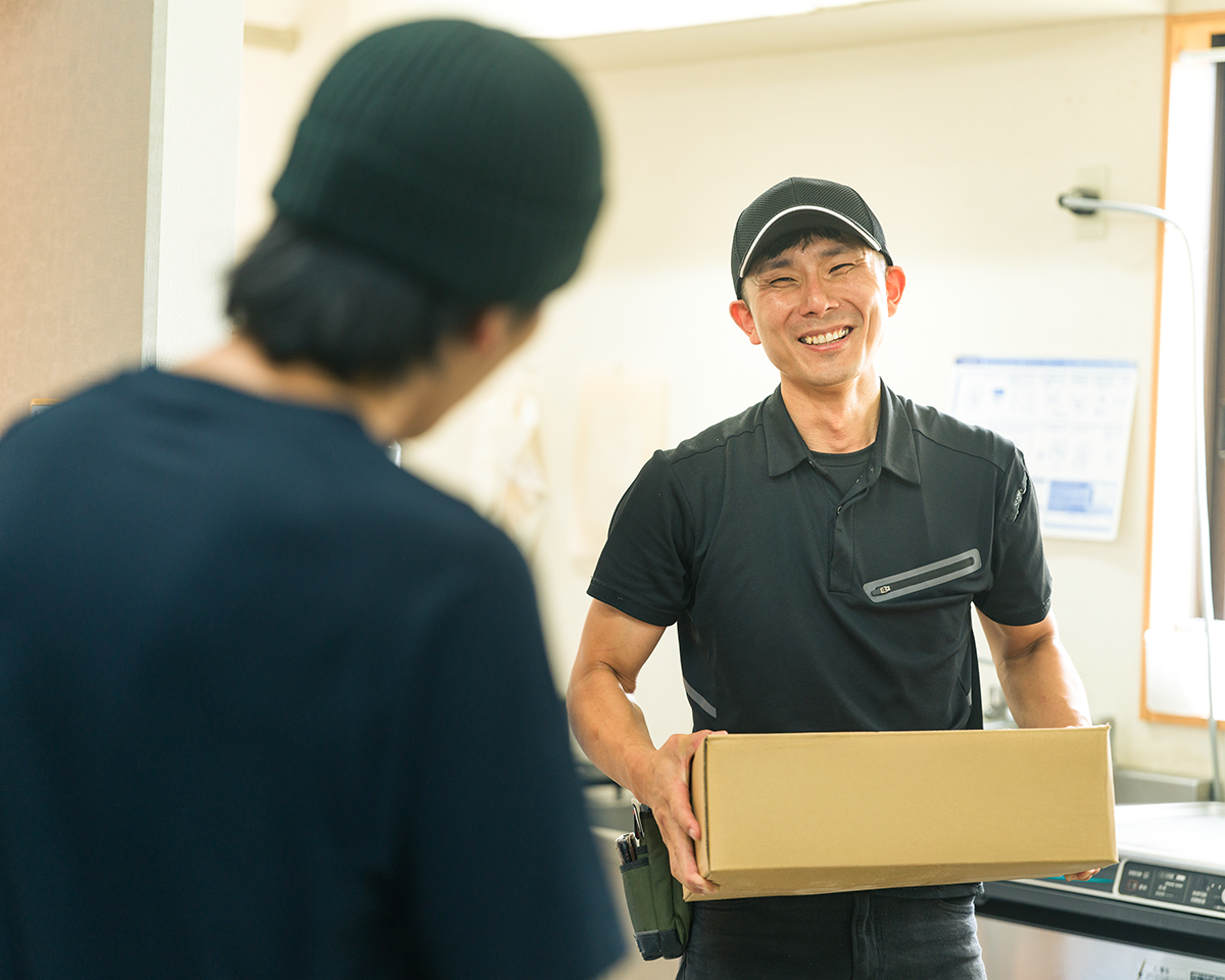 お客様に届ける姿